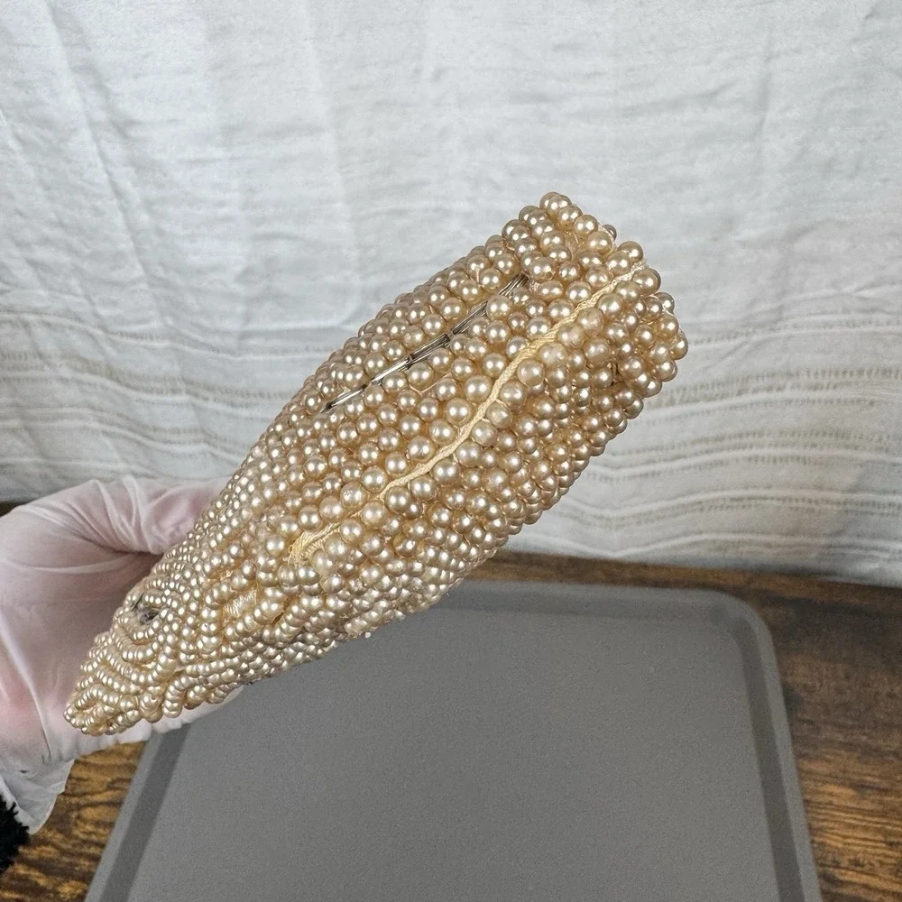 Vintage Beaded Kisslock Clutch‎ Made in Japan Pearl Glass Bead Evening Bag